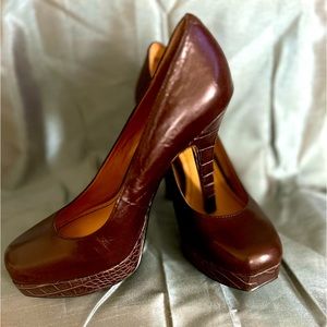 Nine West - Brown Pumps